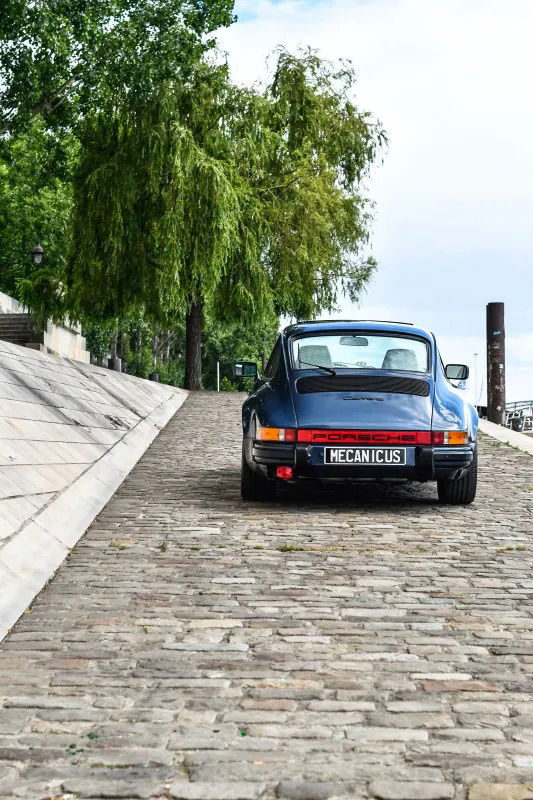 Porsche 911 Carrera 3.2