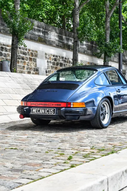 Porsche 911 Carrera 3.2