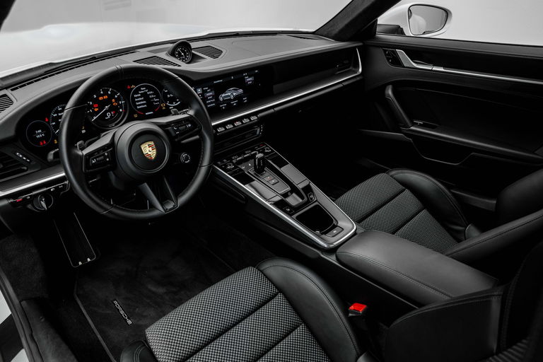 Porsche 992 Carrera S