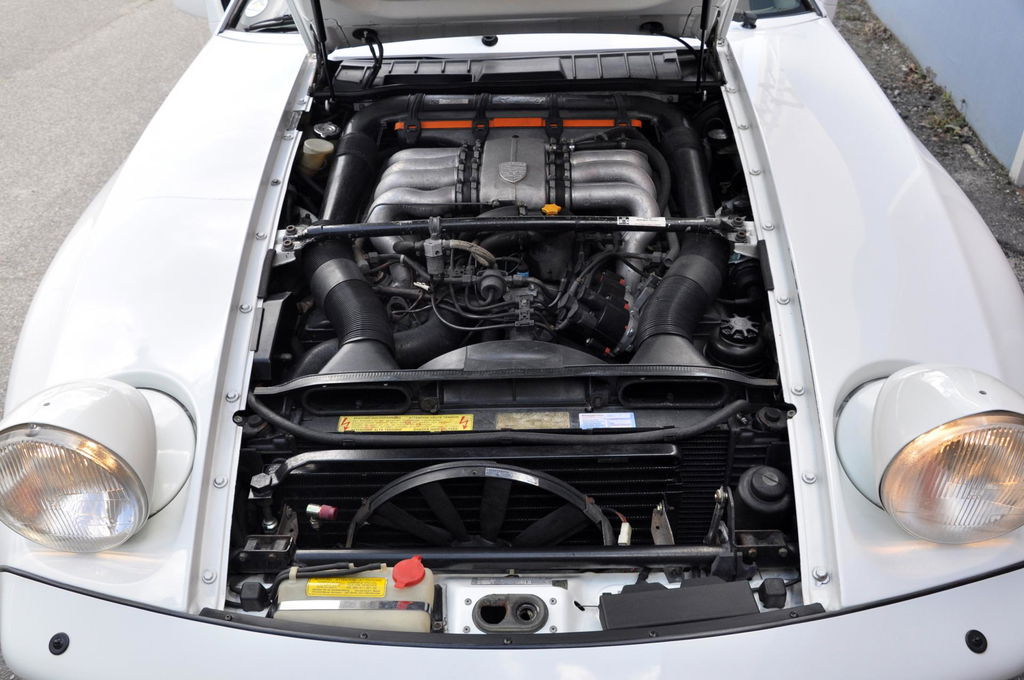 Porsche 928 S