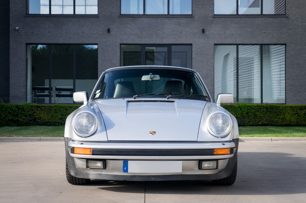 Porsche 911 Turbo 3.3