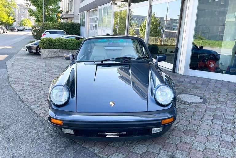 Porsche 911 Turbo 3.3