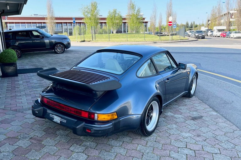 Porsche 911 Turbo 3.3