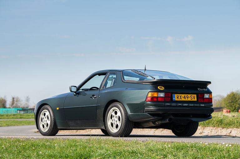 Porsche 944 Turbo Coupé