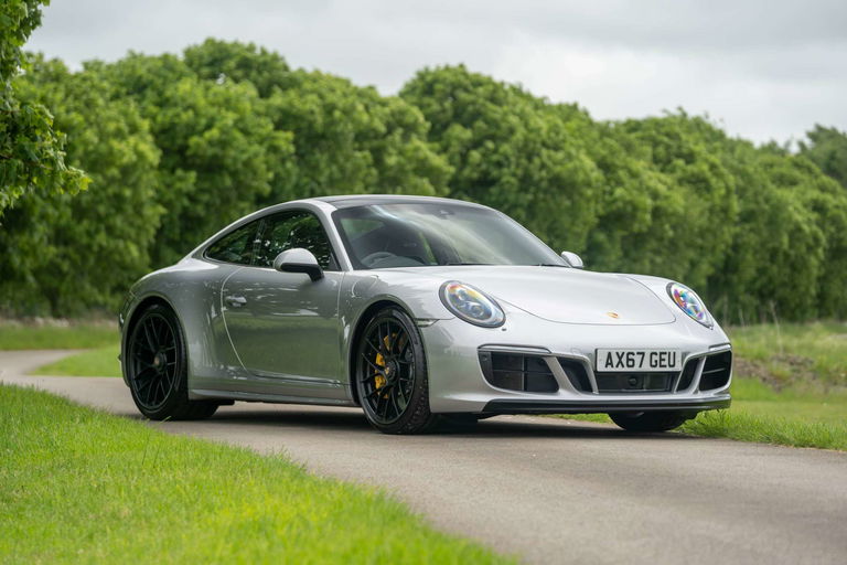 Porsche 991.2 Carrera GTS