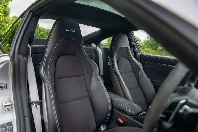 Porsche 991.2 Carrera GTS