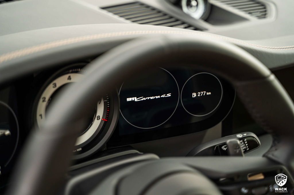 Porsche 992 Carrera 4S