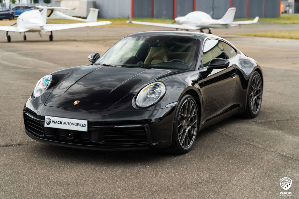 Porsche 992 Carrera 4S