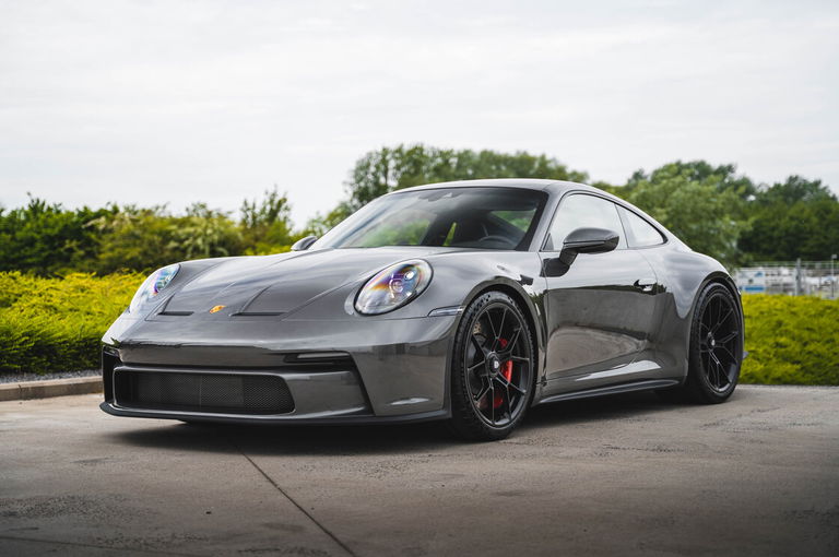 Porsche 992 GT3 Touring