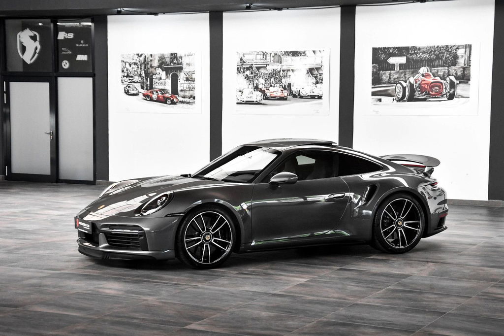 Porsche 992 Turbo