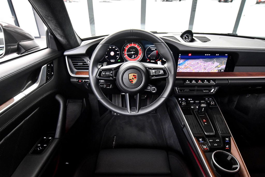 Porsche 992 Turbo