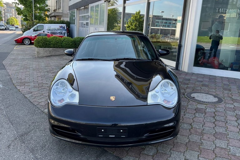Porsche 996.2 Carrera 4
