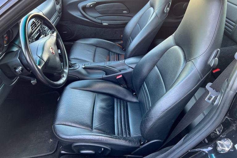 Porsche 996.2 Carrera 4