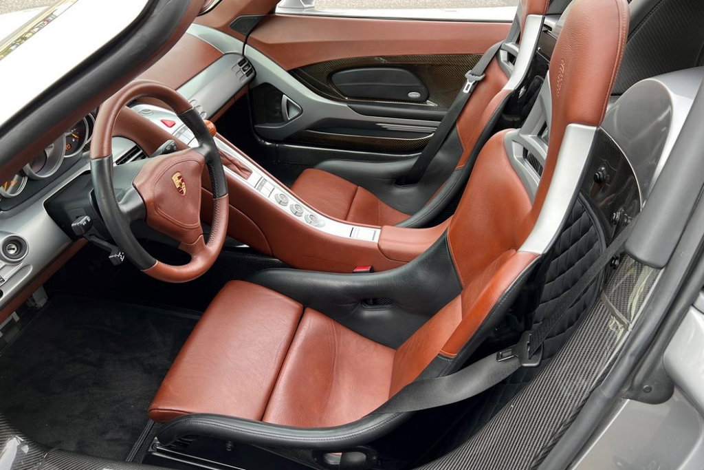 Porsche Carrera GT