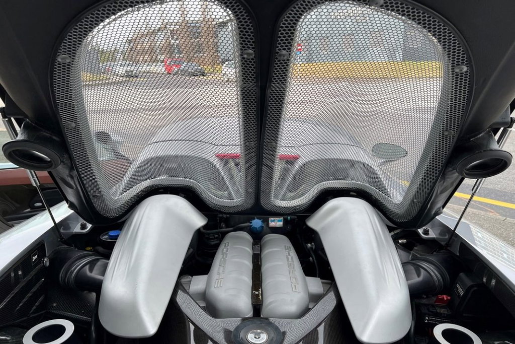 Porsche Carrera GT