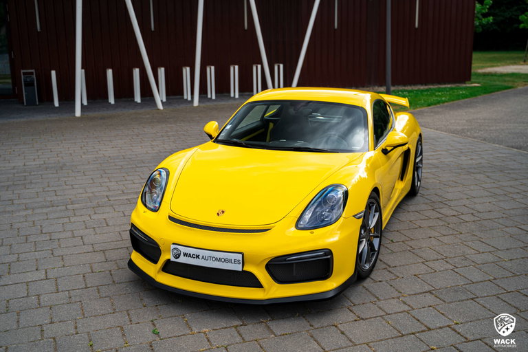 Porsche 981 Cayman GT4