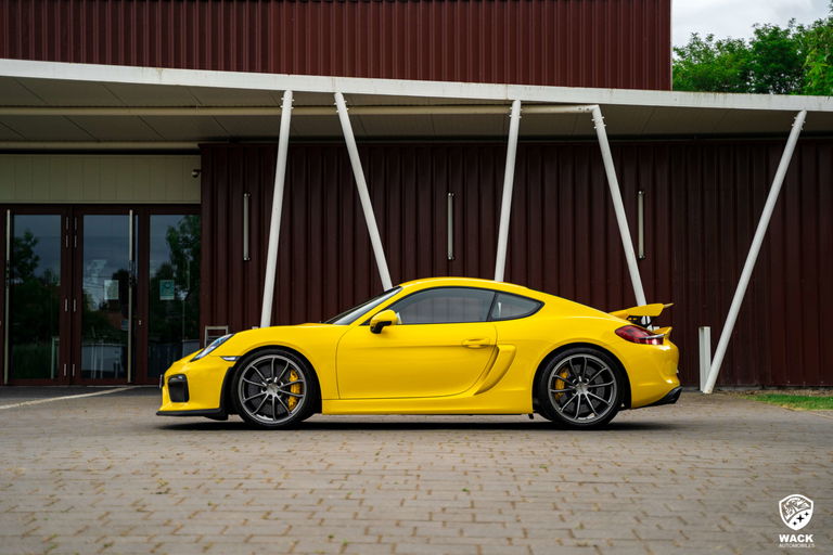 Porsche 981 Cayman GT4