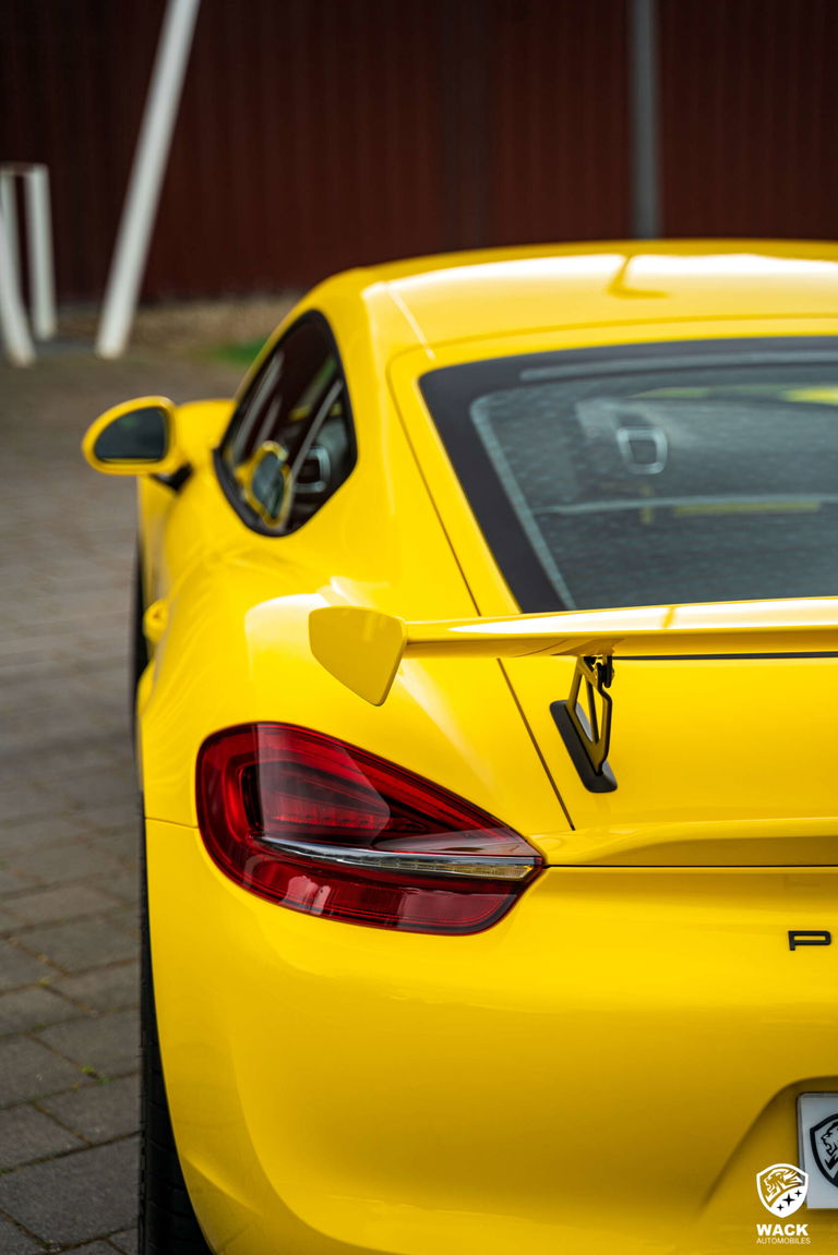 Porsche 981 Cayman GT4