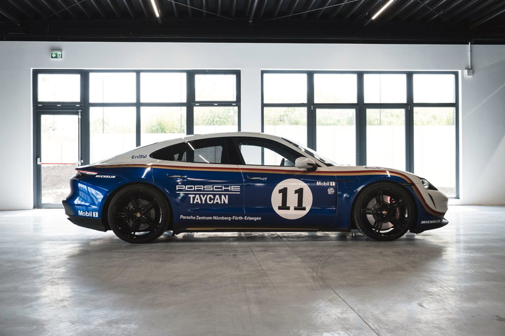Porsche Taycan 4S