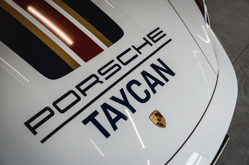 Porsche Taycan 4S