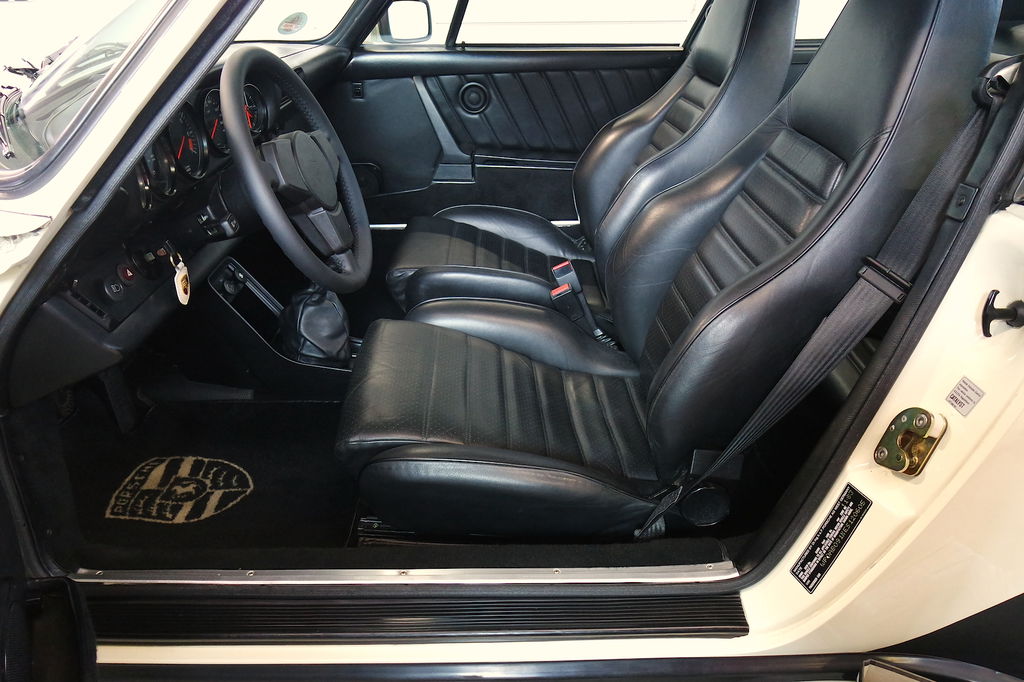 Porsche 911 Carrera 3.2 WTL