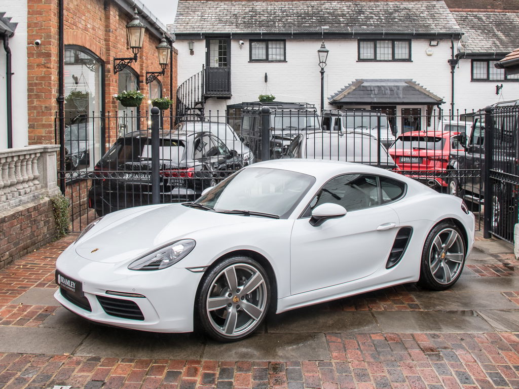 Porsche 718 Cayman