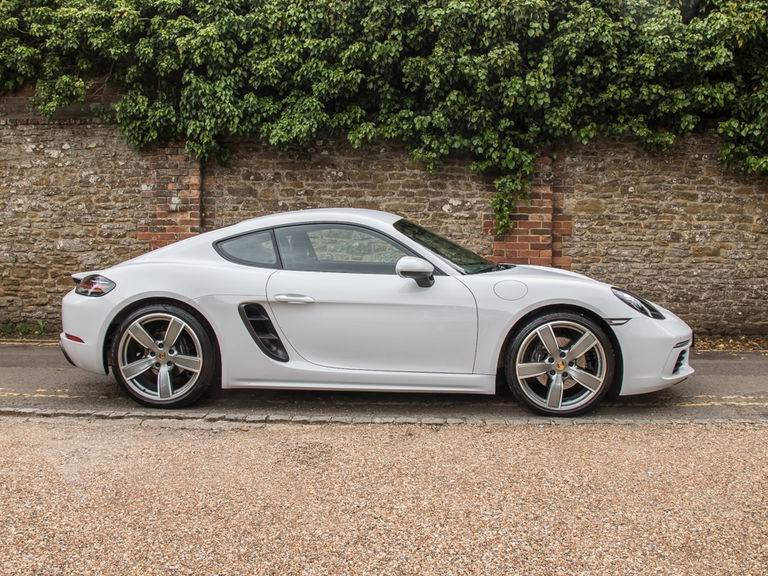 Porsche 718 Cayman
