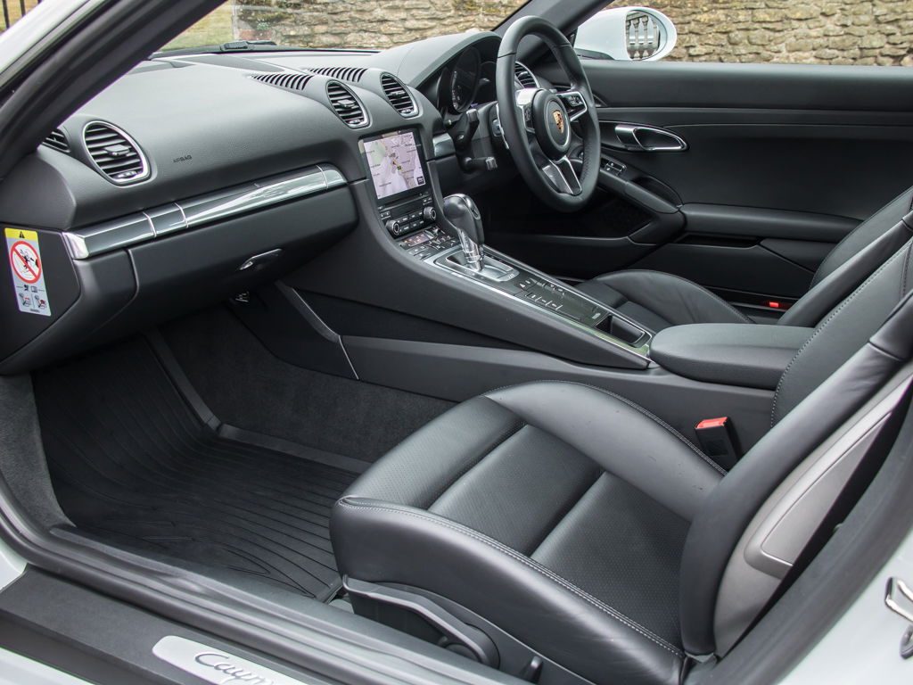 Porsche 718 Cayman