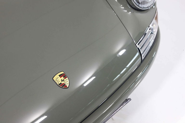 Porsche 911 Backdate