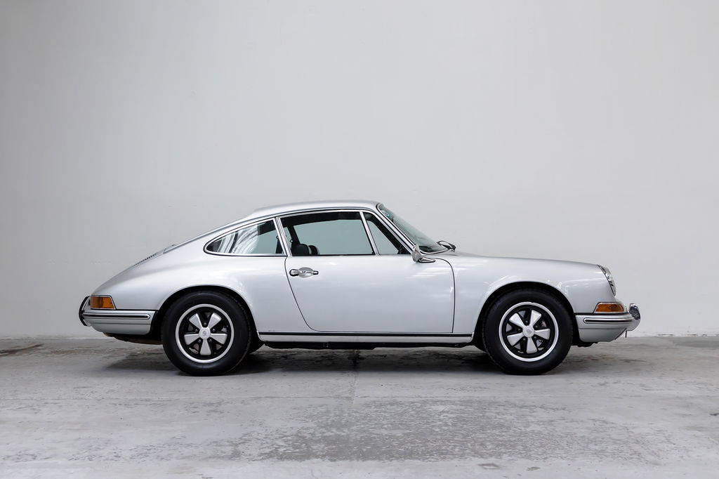 Porsche 911 T