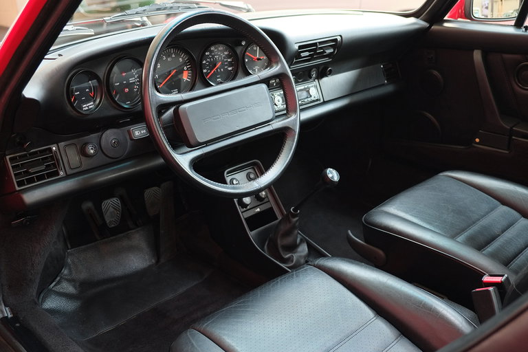 Porsche 911 Carrera 3.2