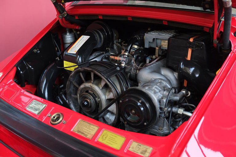 Porsche 911 Carrera 3.2