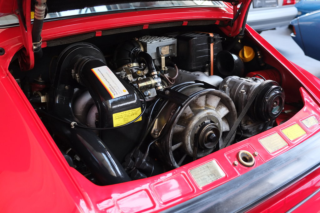 Porsche 911 Carrera 3.2