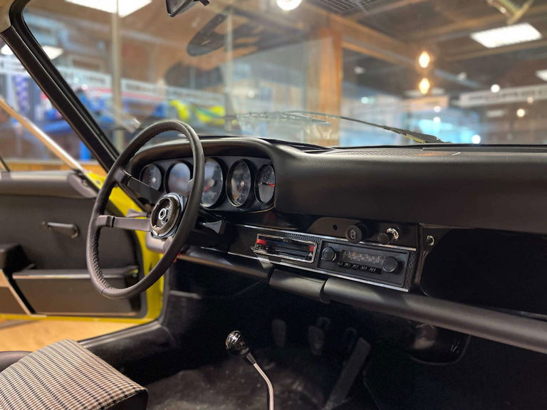 Porsche 911 S (F-Modell)