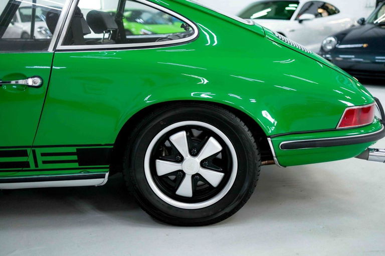 Porsche 911 T