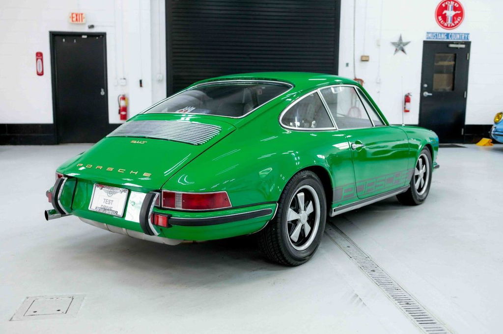 Porsche 911 T