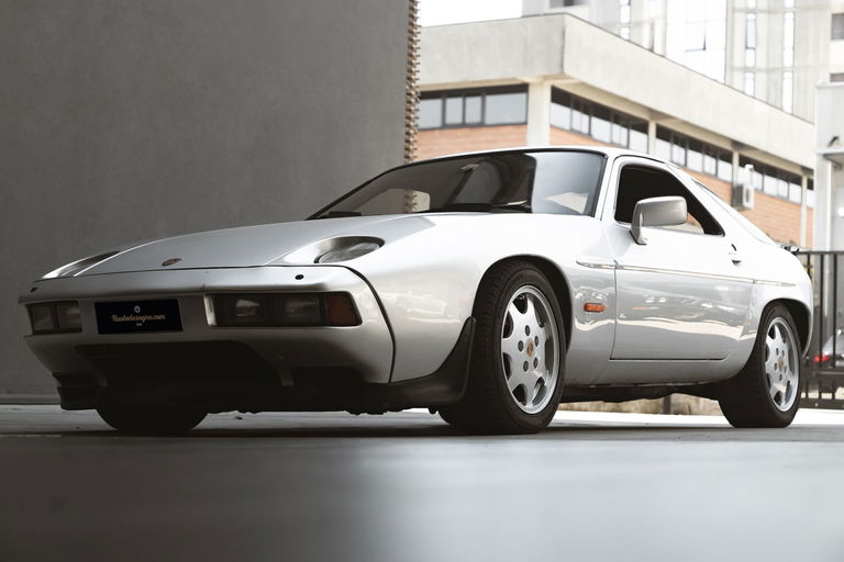 Porsche 928 S