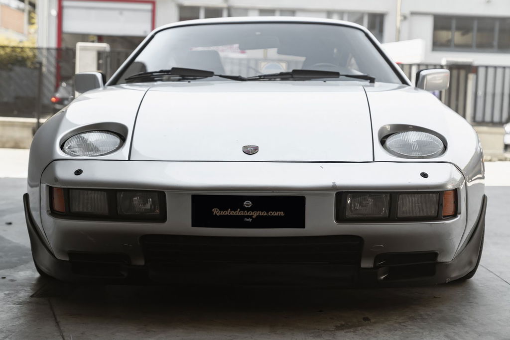 Porsche 928 S