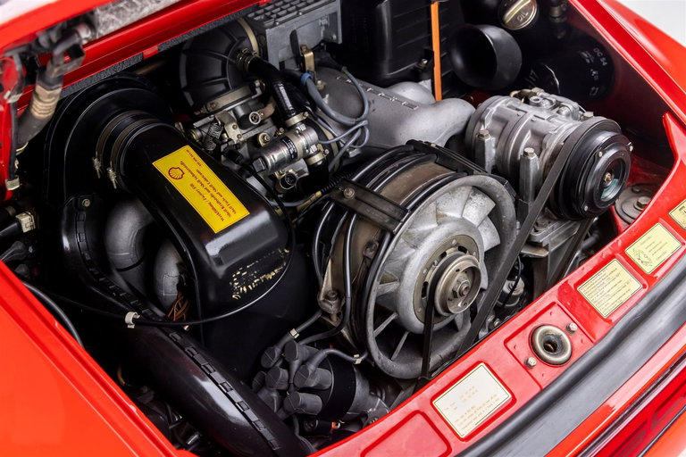 Porsche 911 Carrera 3.2 (US)