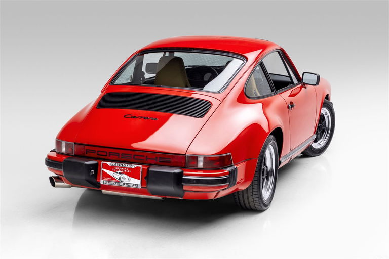 Porsche 911 Carrera 3.2 (US)