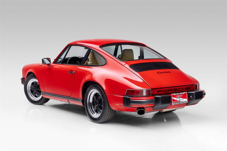 Porsche 911 Carrera 3.2 (US)