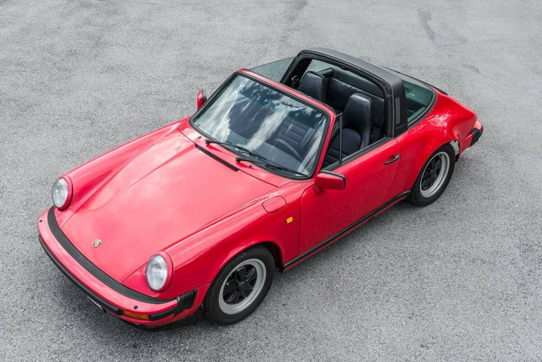 Porsche 911 Carrera 3.2