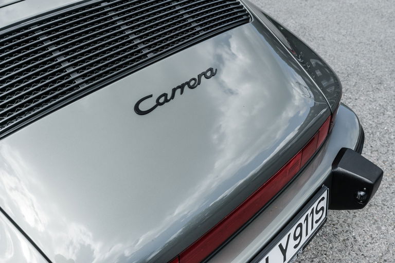 Porsche 911 Carrera 3.2 (US)