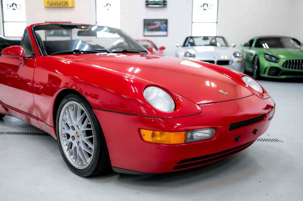Porsche 968
