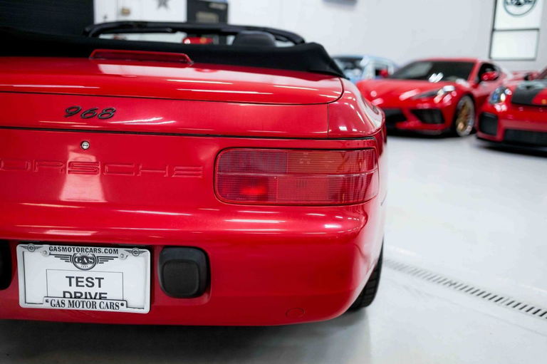 Porsche 968