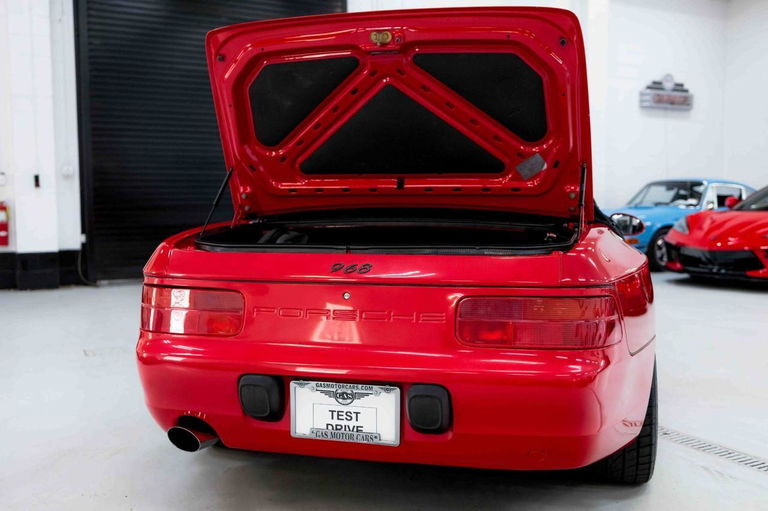 Porsche 968