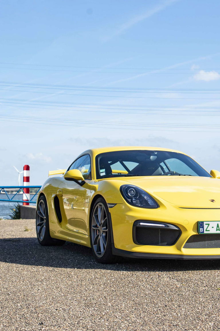 Porsche 981 Cayman GT4