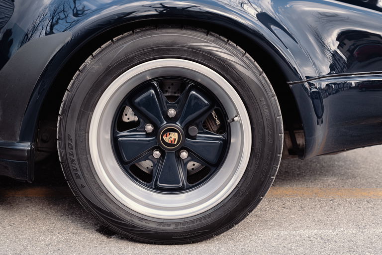 Porsche 911 Carrera 3.2 WTL