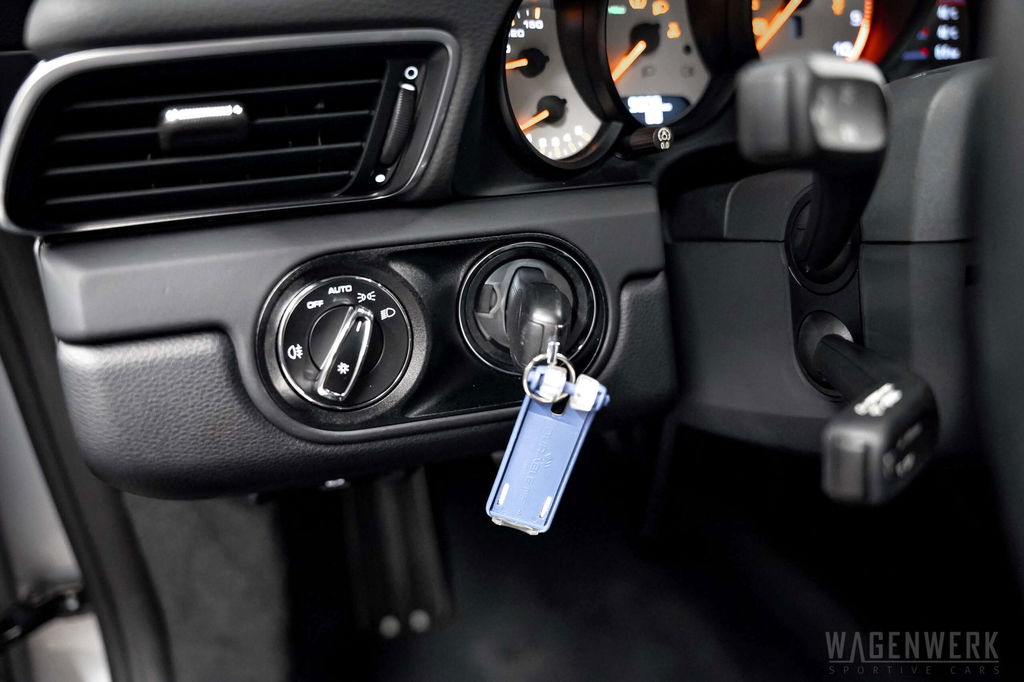 Porsche 991 GT3 Touring