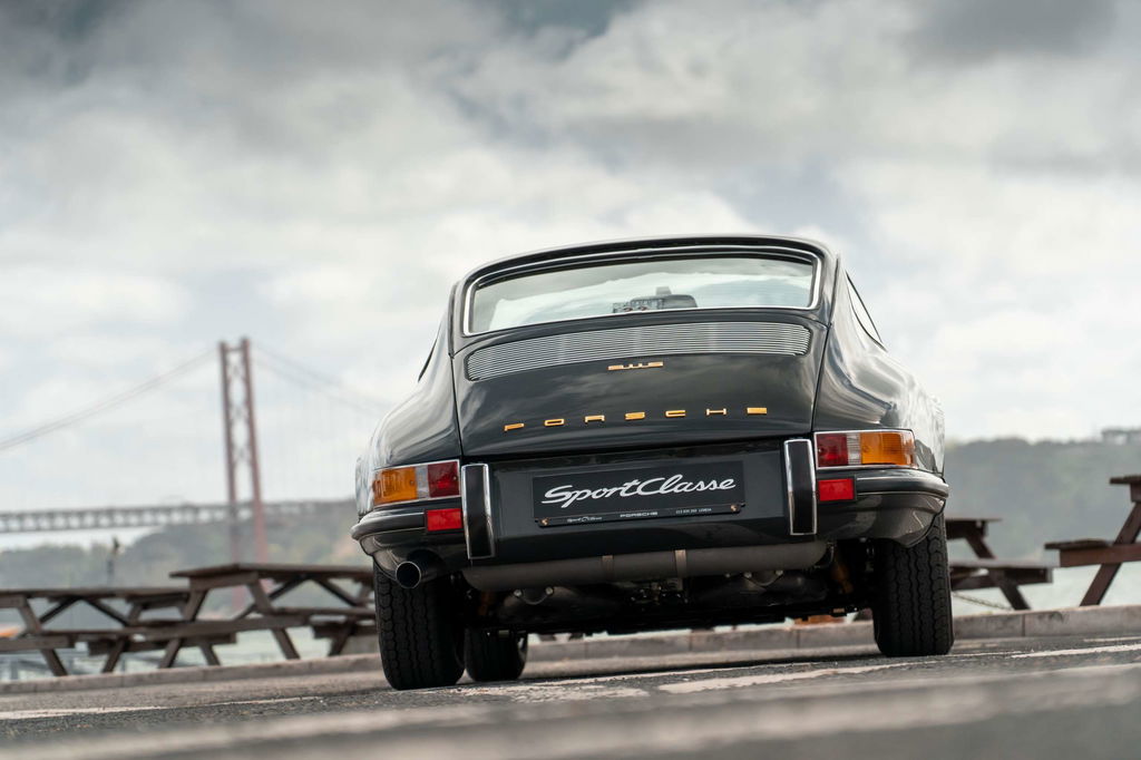 Porsche 911 S (F-Modell)